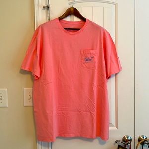 Vineyard vines. Size:Xxl. Coral whale tee shirt. New. With tags.